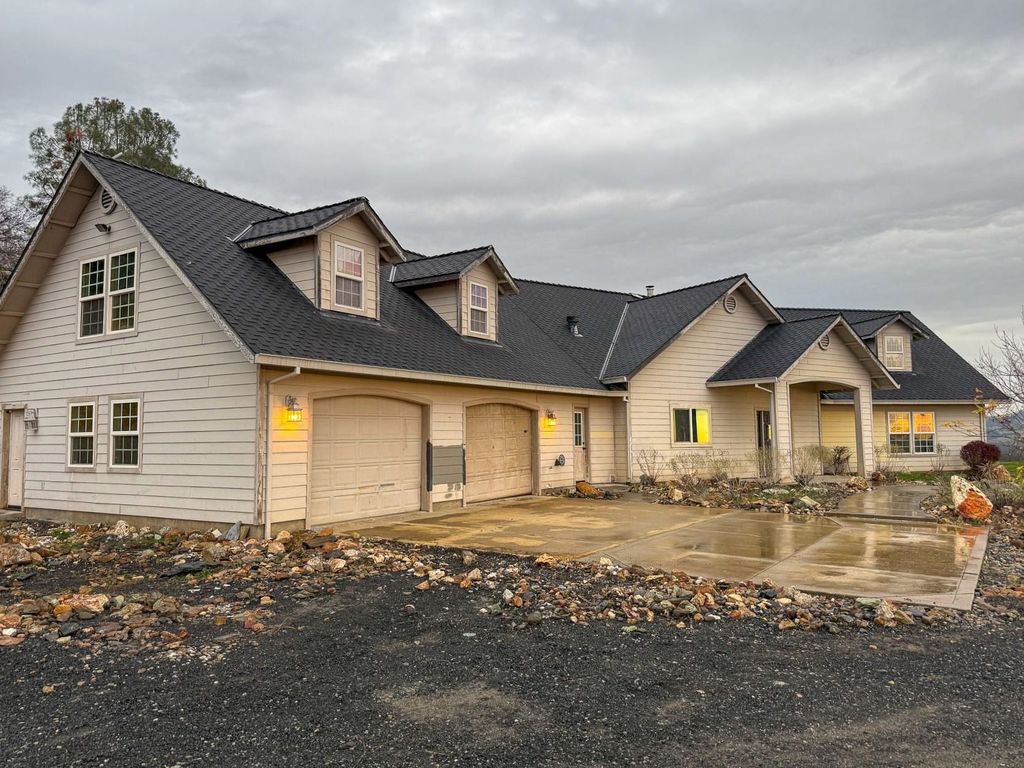 16446 Stamp Mill Loop, Jamestown, CA 95327