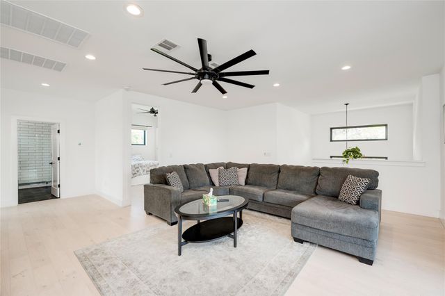 13209 Mansfield DR, Austin, TX 78732