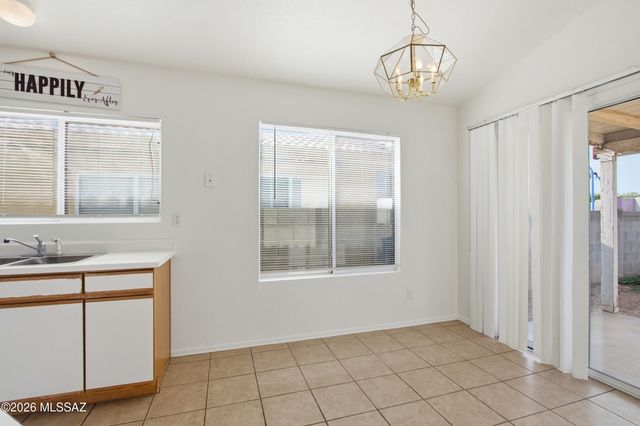 8200 S Vía Elemental, Tucson, AZ 85747