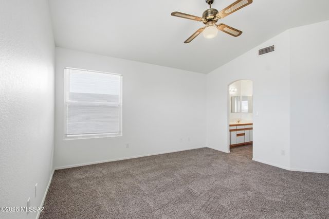 8200 S Vía Elemental, Tucson, AZ 85747