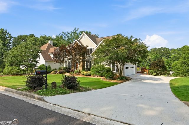 2332 Merrymount Drive, Suwanee, GA 30024