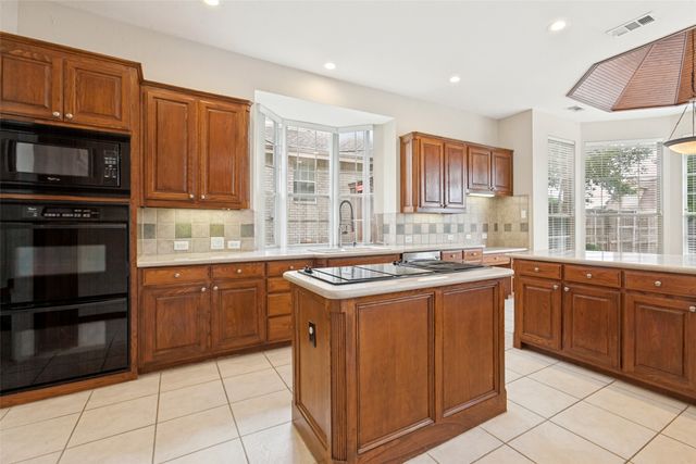 3108 Meadow Wood Drive, Richardson, TX 75082