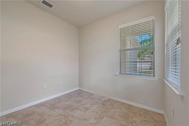 15133 Reef LN, Bonita Springs, FL 34135