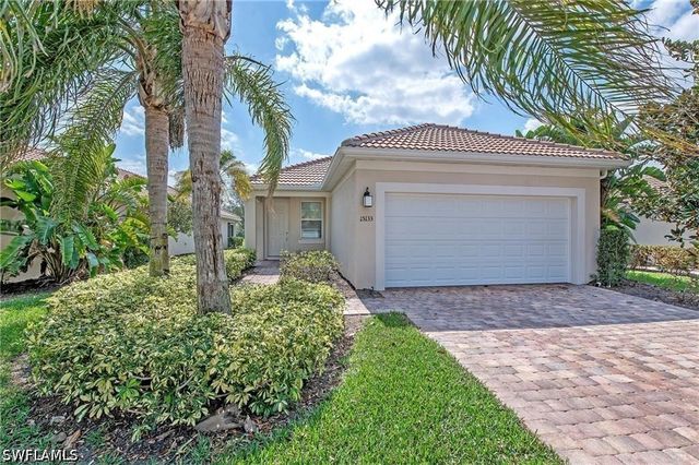 15133 Reef LN, Bonita Springs, FL 34135