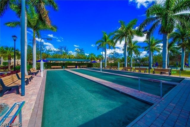 15133 Reef LN, Bonita Springs, FL 34135