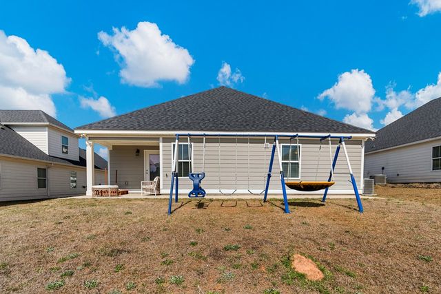 73 Ivy Loop, Phenix City, AL 36867