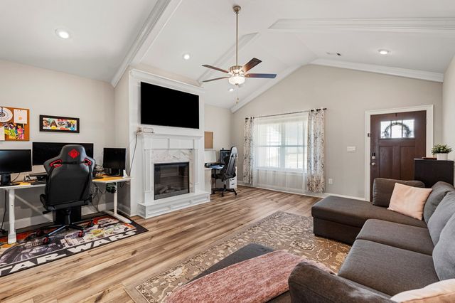 73 Ivy Loop, Phenix City, AL 36867