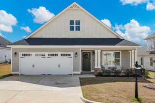 73 Ivy Loop, Phenix City, AL 36867