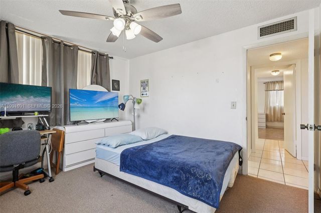 3050 N Holiday Springs Boulevard 101, Margate, FL 33063