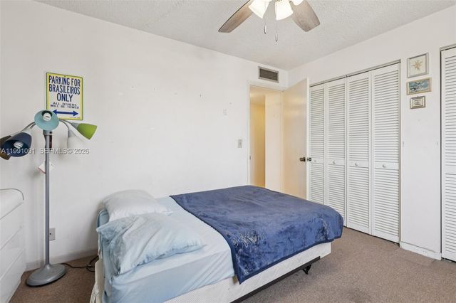 3050 N Holiday Springs Boulevard 101, Margate, FL 33063