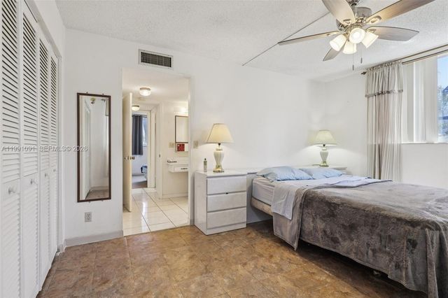 3050 N Holiday Springs Boulevard 101, Margate, FL 33063