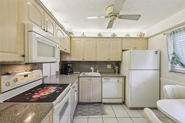 3050 N Holiday Springs Boulevard 101, Margate, FL 33063