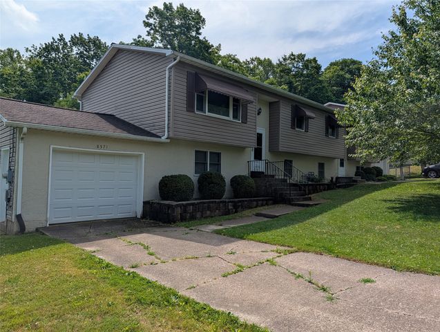 8571-8573 KIRSCH Road, Erie, PA 16510
