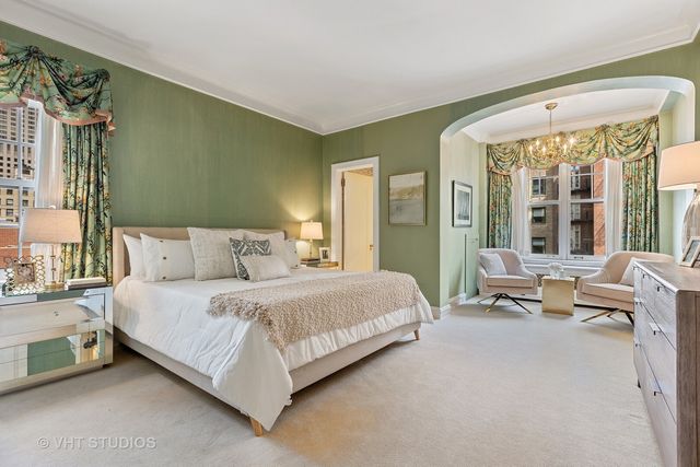 220 E WALTON Place 9W, Chicago, IL 60611