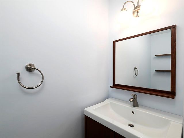 8950 Carroll Manor Drive, Sandy Springs, GA 30350