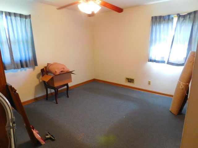 1087 Magnolia Avenue E, Saint Paul, MN 55106