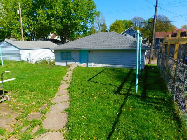 1087 Magnolia Avenue E, Saint Paul, MN 55106