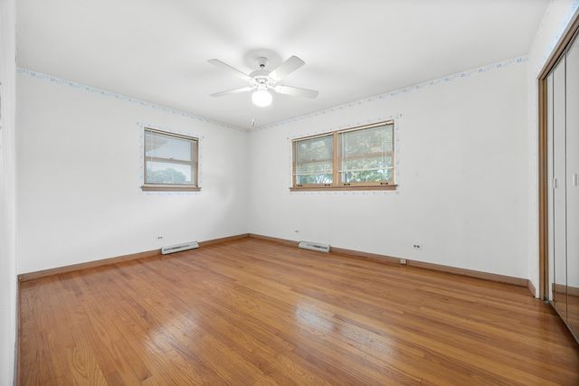 2922 Sunnyside Avenue, Westchester, IL 60154