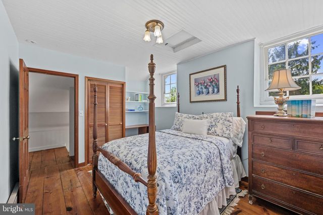 14127 HARPERS FERRY RD, Hillsboro, VA 20132