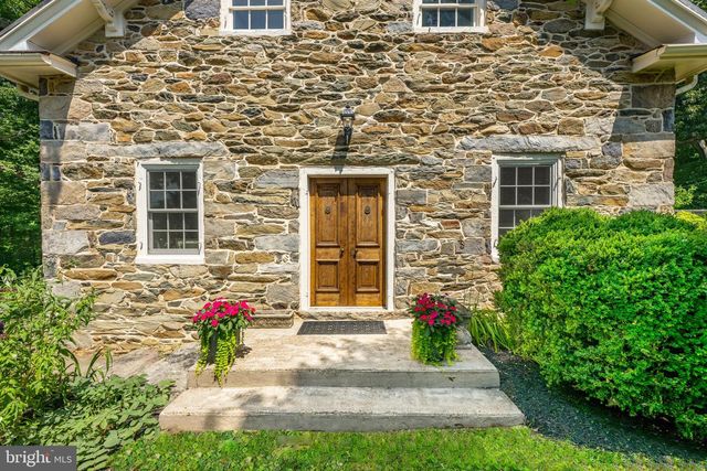 14127 HARPERS FERRY RD, Hillsboro, VA 20132