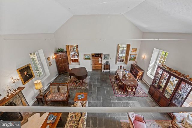 14127 HARPERS FERRY RD, Hillsboro, VA 20132