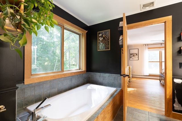 132 Springfield Rd, Belchertown, MA 01007
