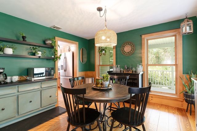 132 Springfield Rd, Belchertown, MA 01007