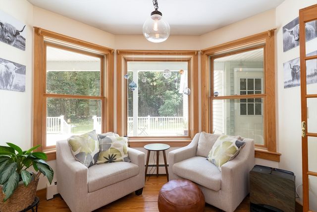 132 Springfield Rd, Belchertown, MA 01007