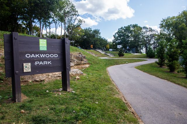 2573 Slaydon Dr, Nashville, TN 37207