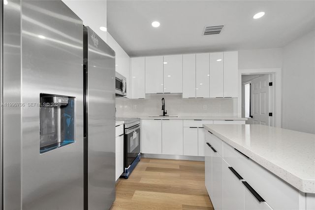 1470 NW 51st Ter, Miami, FL 33142