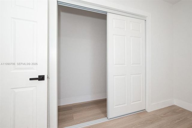 1470 NW 51st Ter, Miami, FL 33142