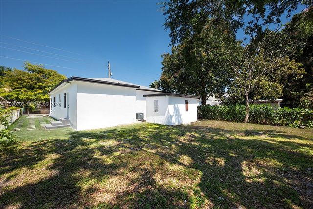 1470 NW 51st Ter, Miami, FL 33142