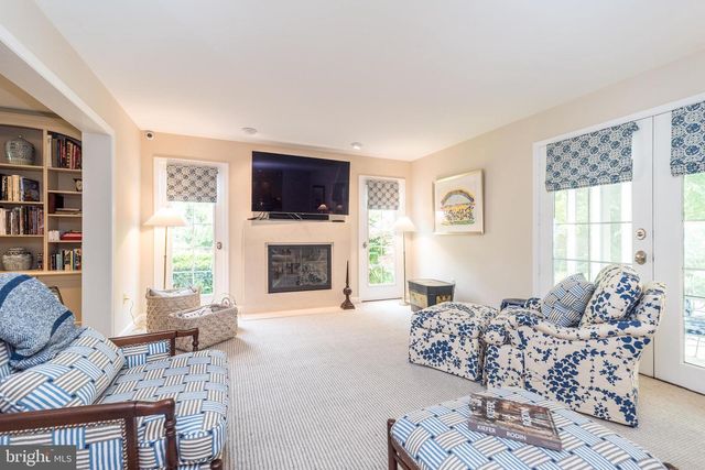 34 AUSTIN CIR, Lower Gwynedd, PA 19002