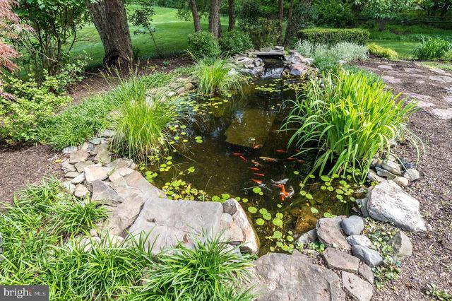 34 AUSTIN CIR, Lower Gwynedd, PA 19002