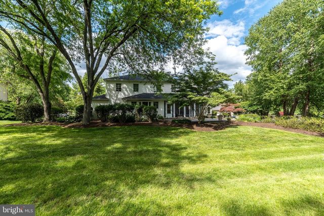 34 AUSTIN CIR, Lower Gwynedd, PA 19002
