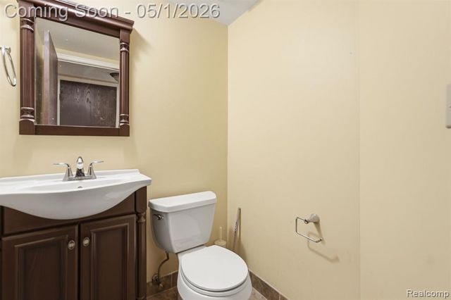 51260 Johns Drive, New Baltimore, MI 48047