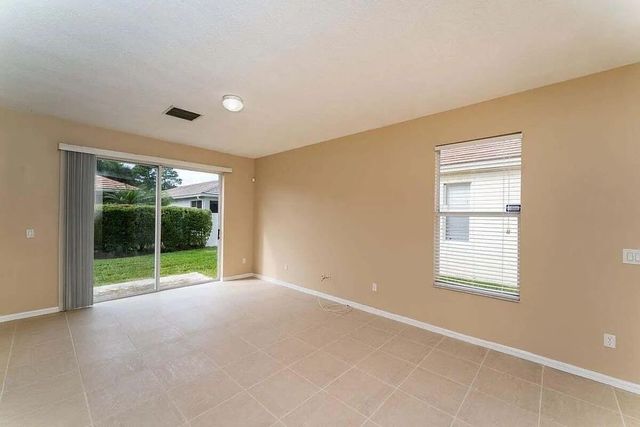 252 SW Manatee Springs Way, Port St. Lucie, Port St Lucie, FL 34986