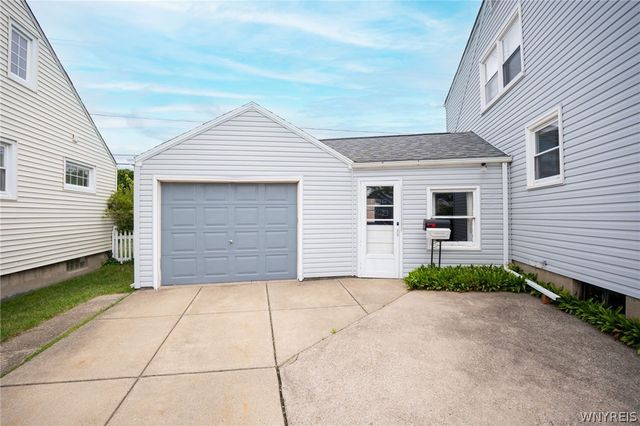 183 Cresthill Avenue, Tonawanda, NY 14150