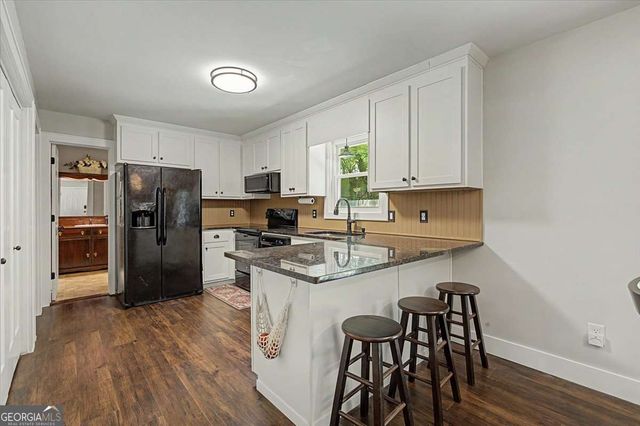 5010 Mercedes Drive, Cumming, GA 30041