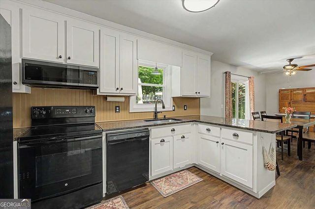 5010 Mercedes Drive, Cumming, GA 30041