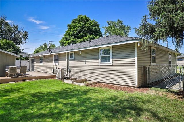 8308 E Alki Ave, Spokane, WA 99212