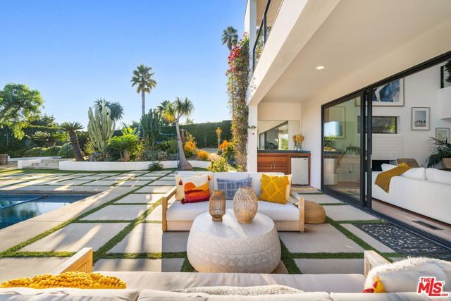 6320 VIA CATALDO Street, Malibu, CA 90265