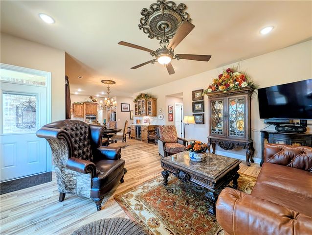 1305 Eagle Court, Gravette, AR 72736