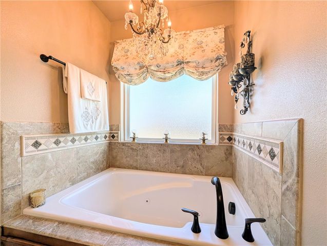 1305 Eagle Court, Gravette, AR 72736