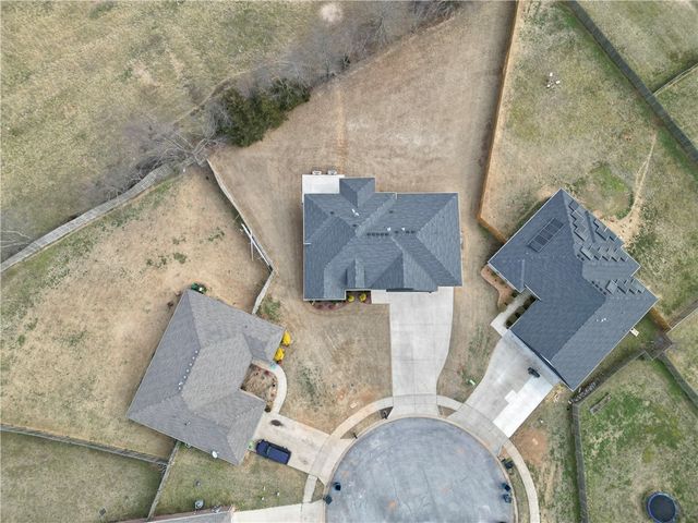 1305 Eagle Court, Gravette, AR 72736