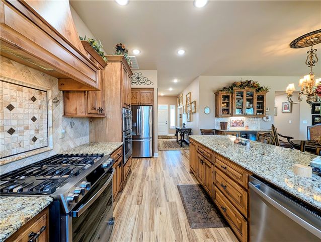 1305 Eagle Court, Gravette, AR 72736