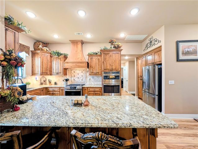 1305 Eagle Court, Gravette, AR 72736