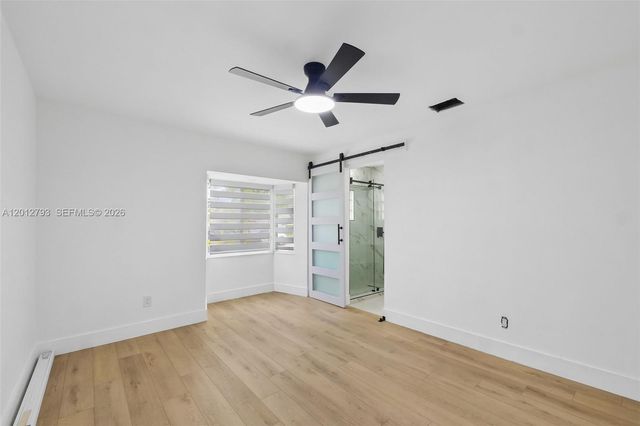 4948 SW 90th Ter, Cooper City, FL 33328