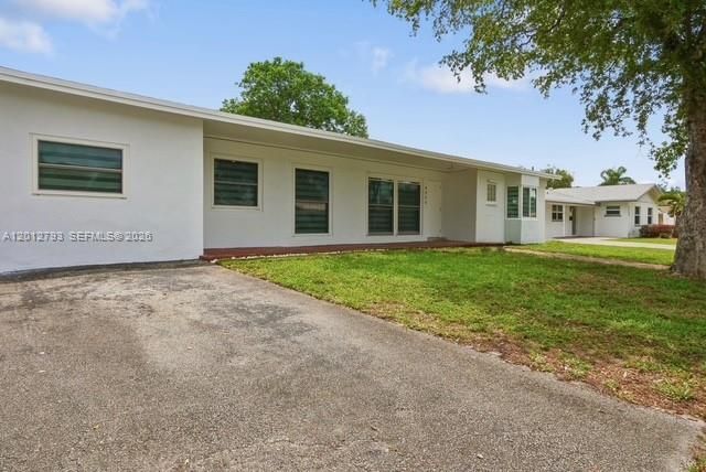 4948 SW 90th Ter, Cooper City, FL 33328