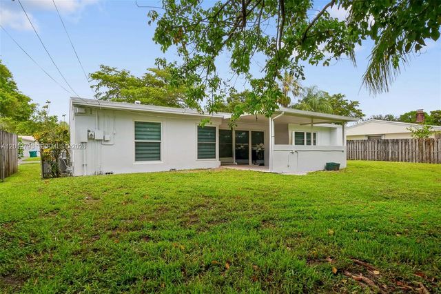 4948 SW 90th Ter, Cooper City, FL 33328